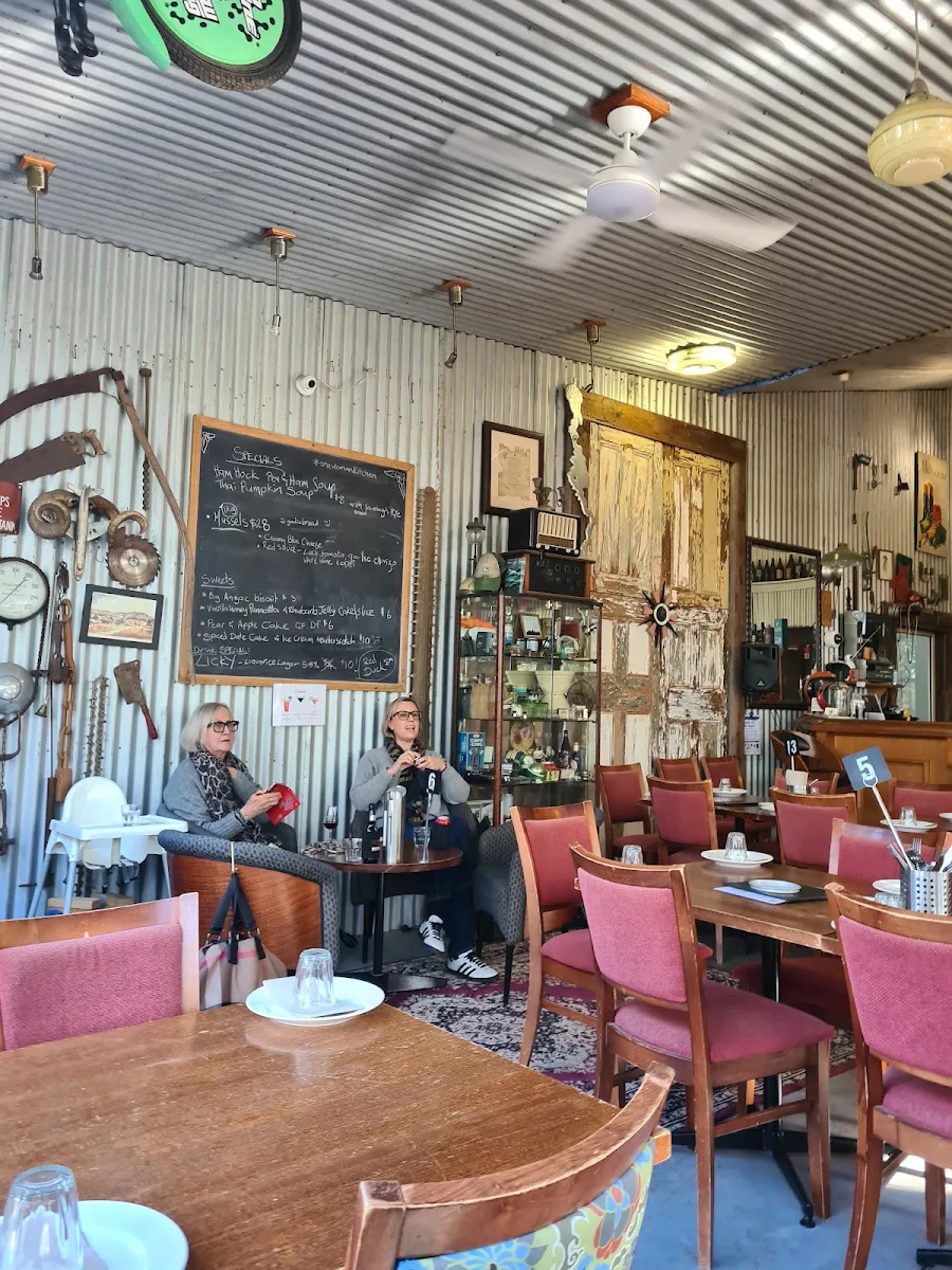 Vibe, Mount Buninyong Winery