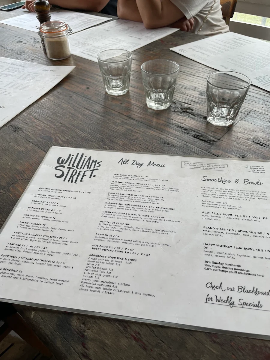 Menu, Williams St