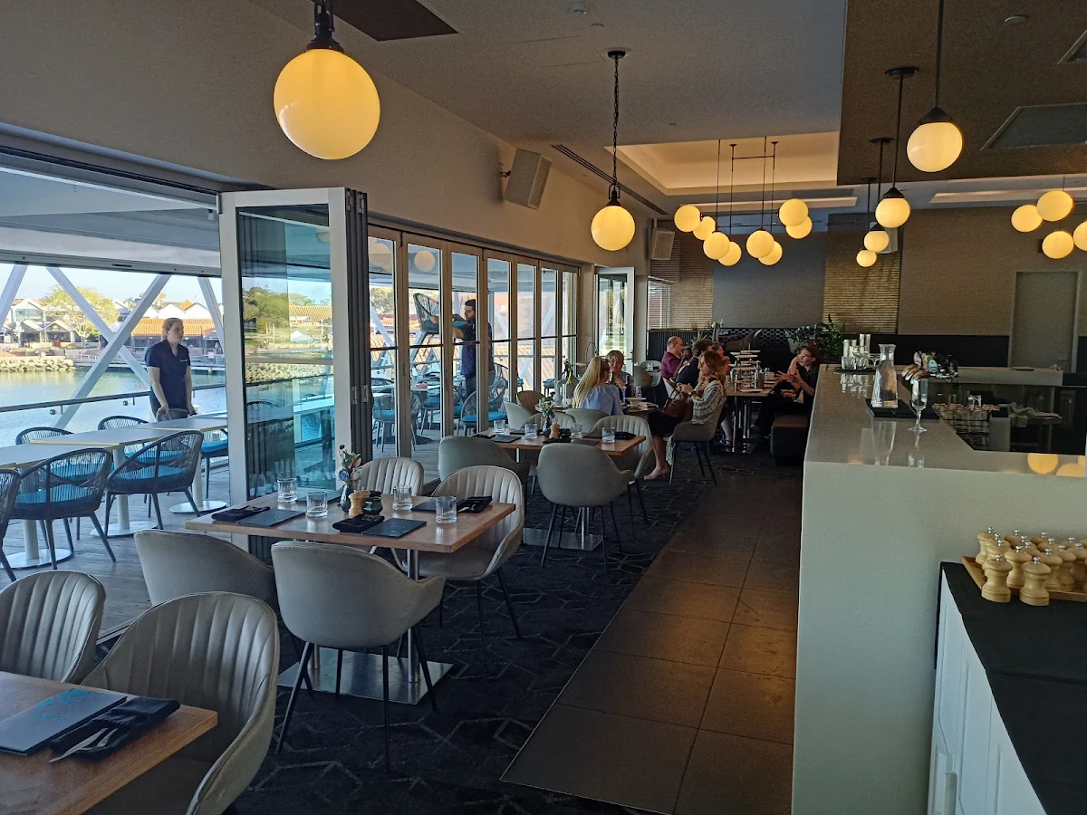 Vibe, The Breakwater