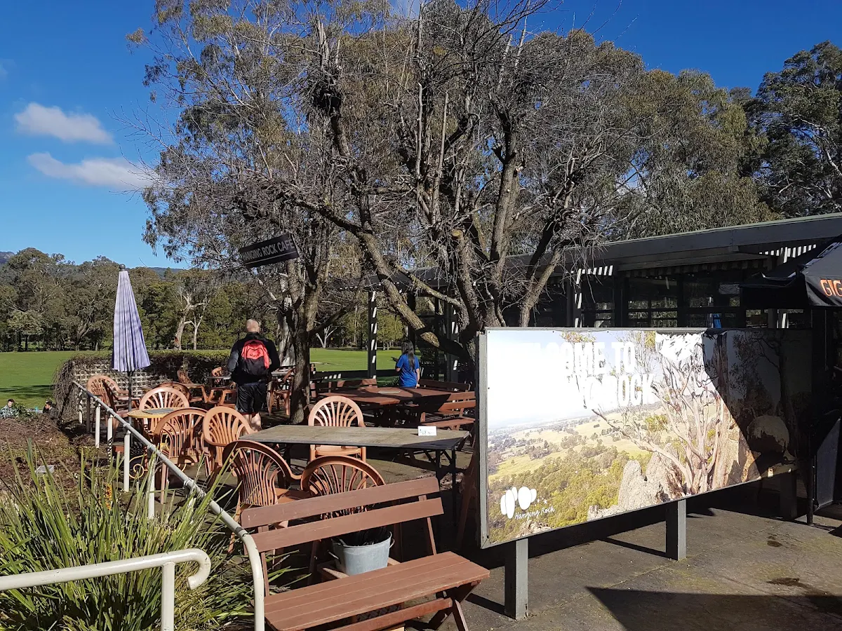 Vibe, Hanging Rock Cafe