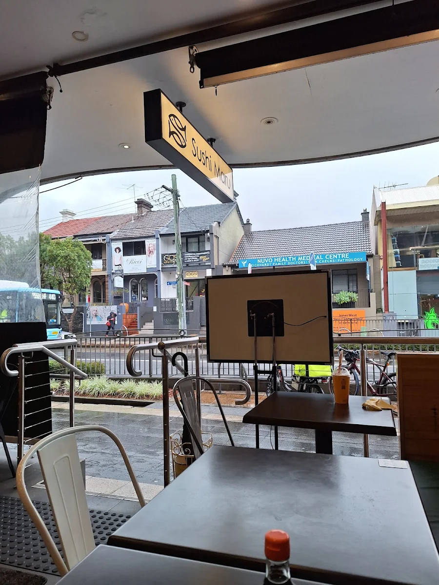 Vibe, Sushi Maru