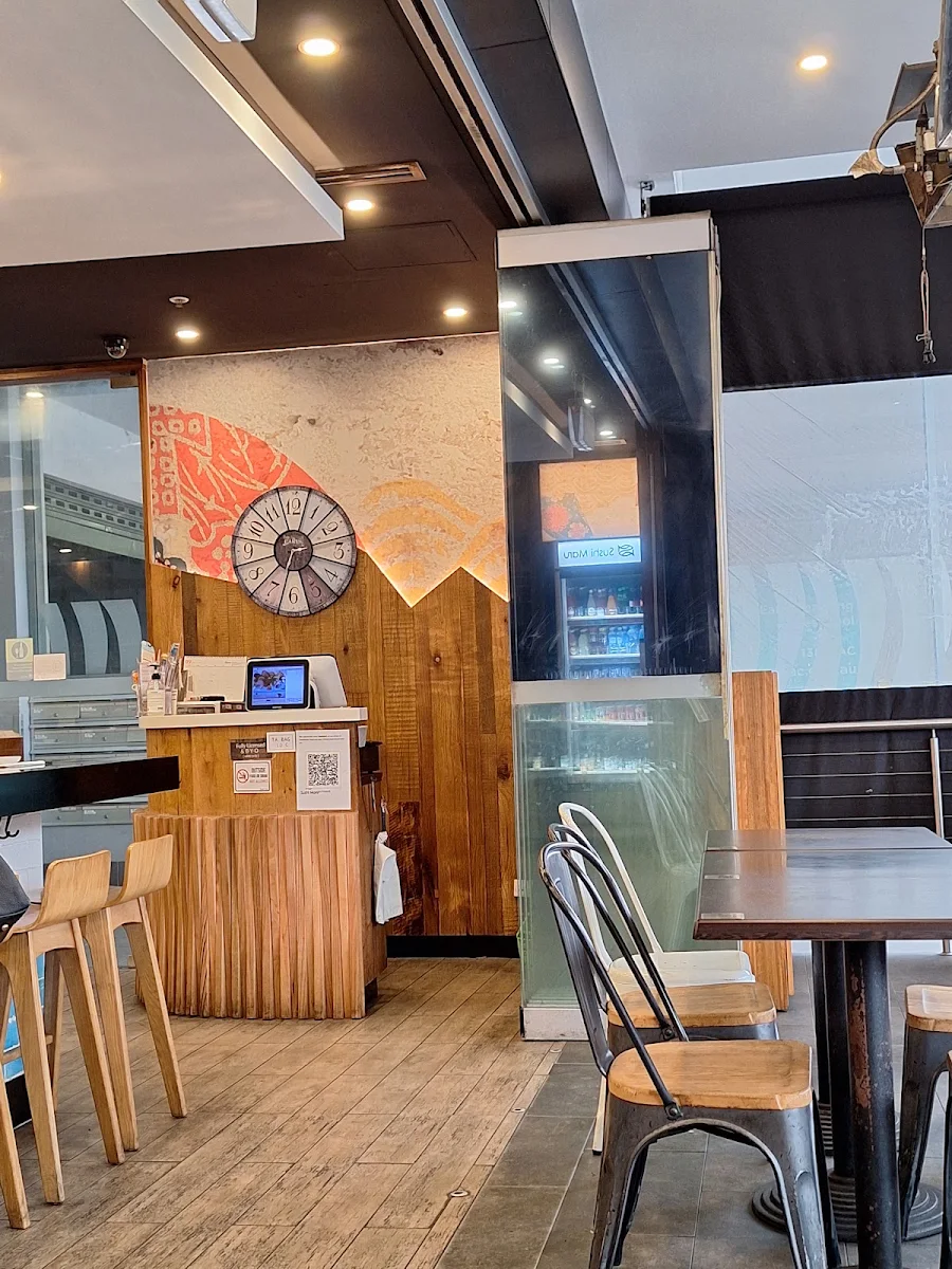 Vibe, Sushi Maru