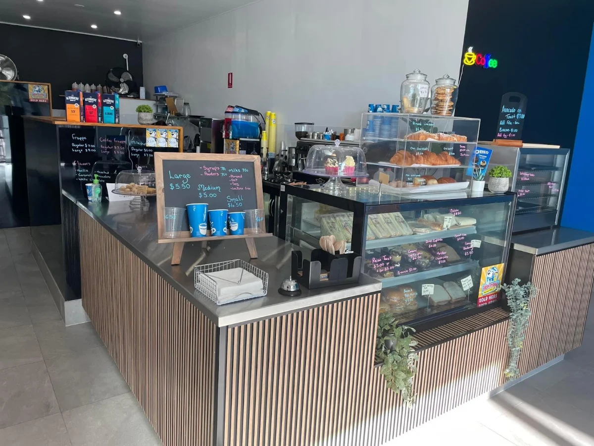 Vibe, Crest Bean Cafe