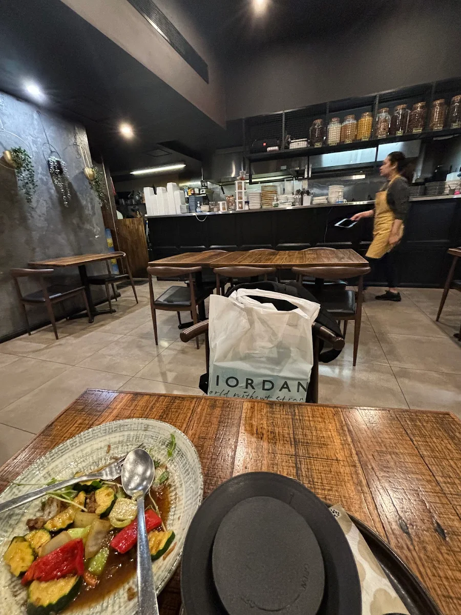 Food & drink, Aree Thai Twist