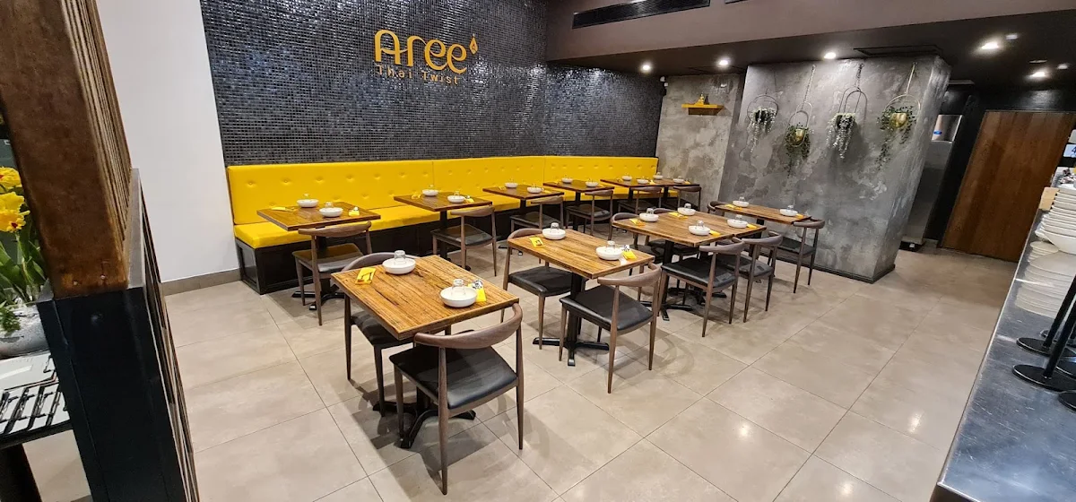 Vibe, Aree Thai Twist