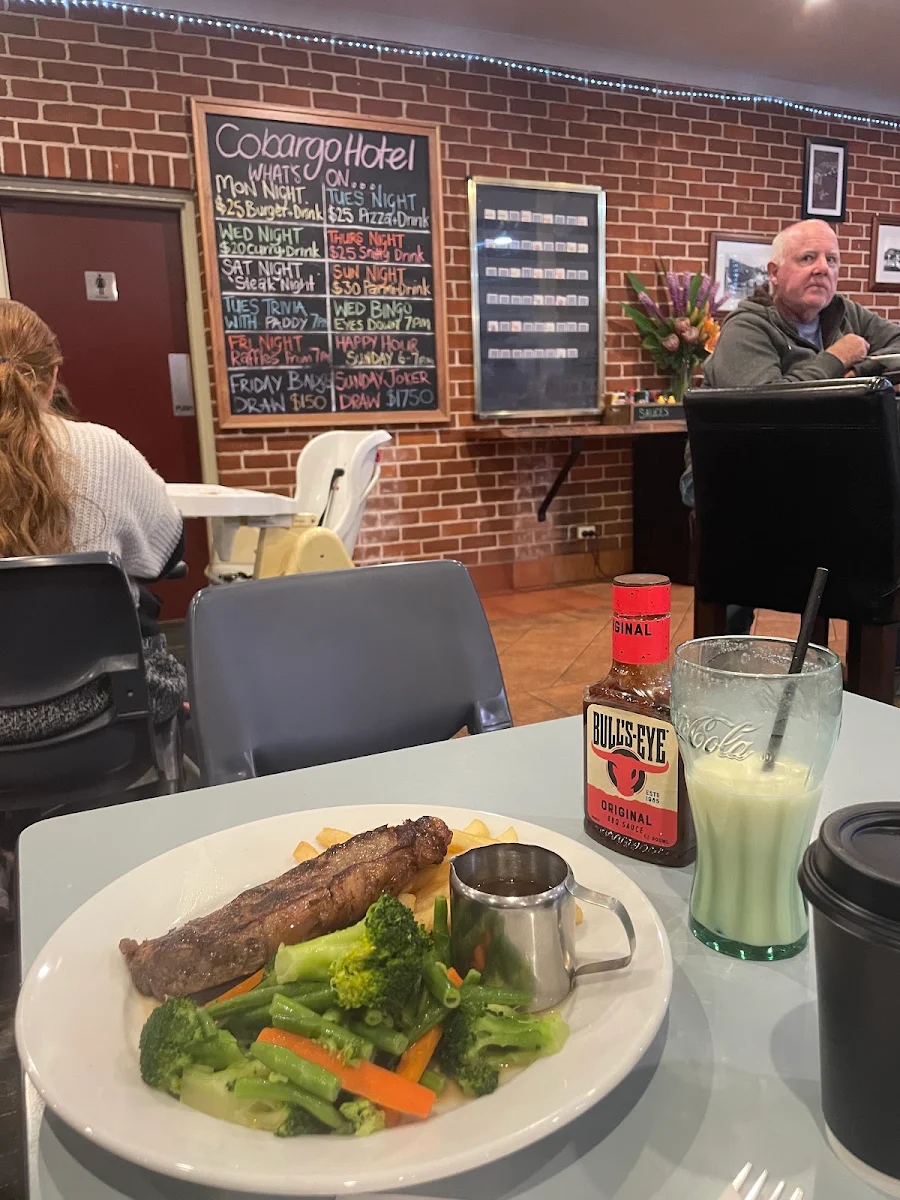 Food & drink, Cobargo Hotel