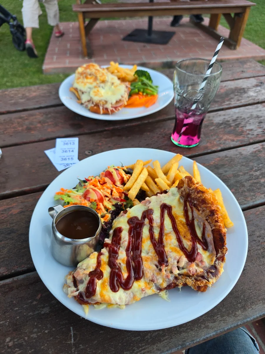 Food & drink, Cobargo Hotel