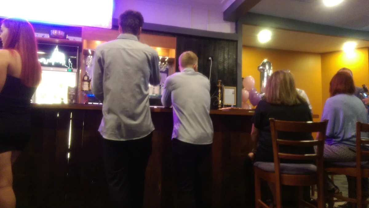 Vibe, The Murchison Tavern
