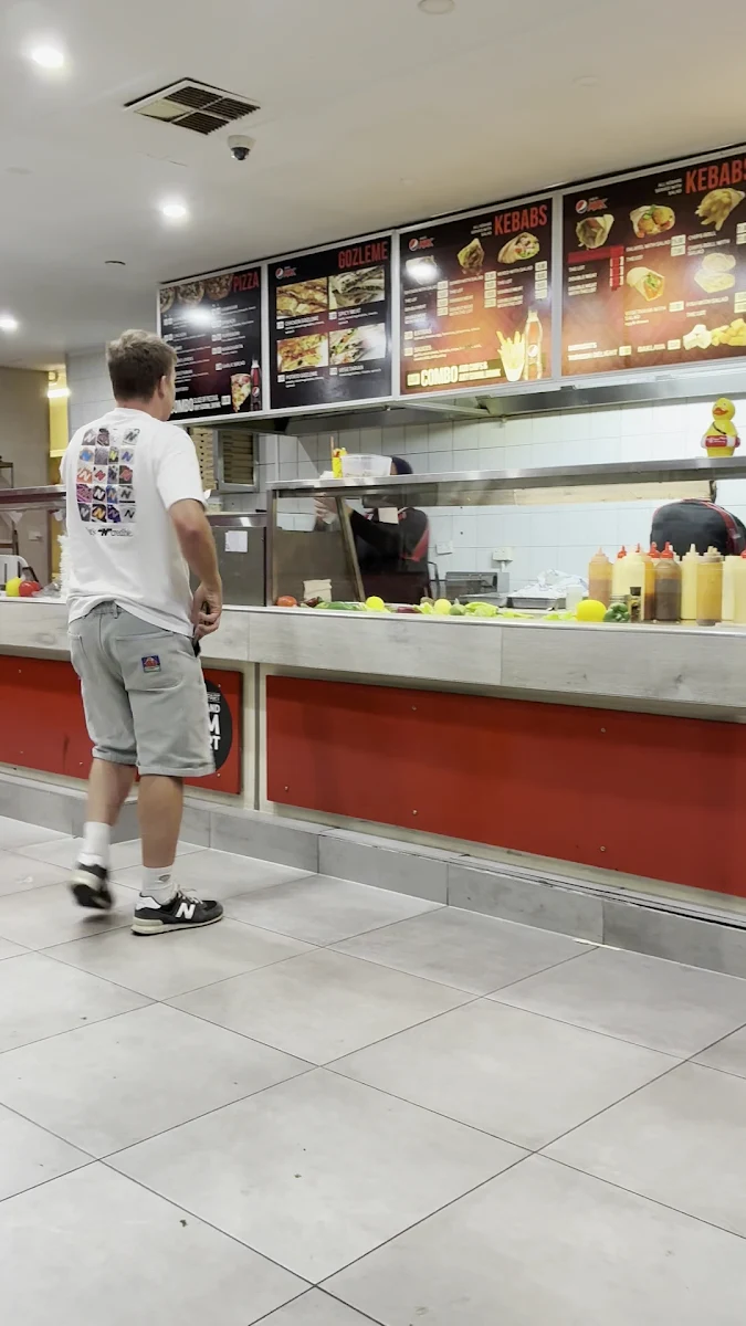 Vibe, Efes kebab house leederville