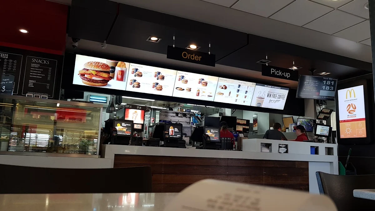 Vibe, McDonald's Oak Park