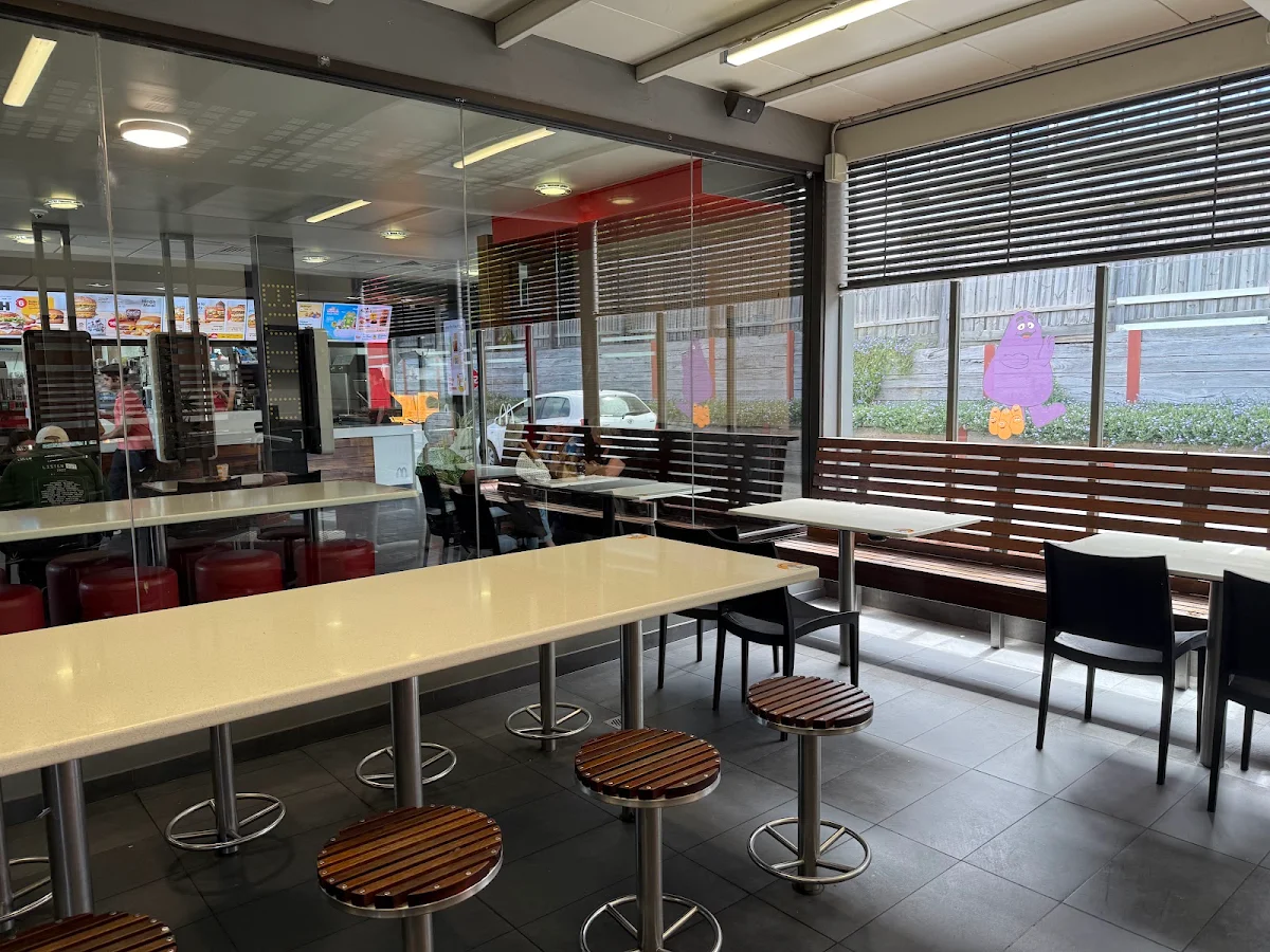 Vibe, McDonald's Oak Park