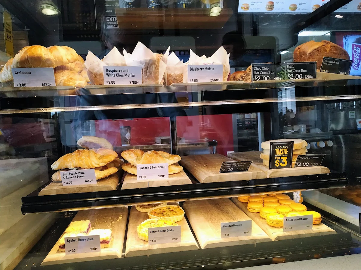 Vibe, McDonald's Oak Park