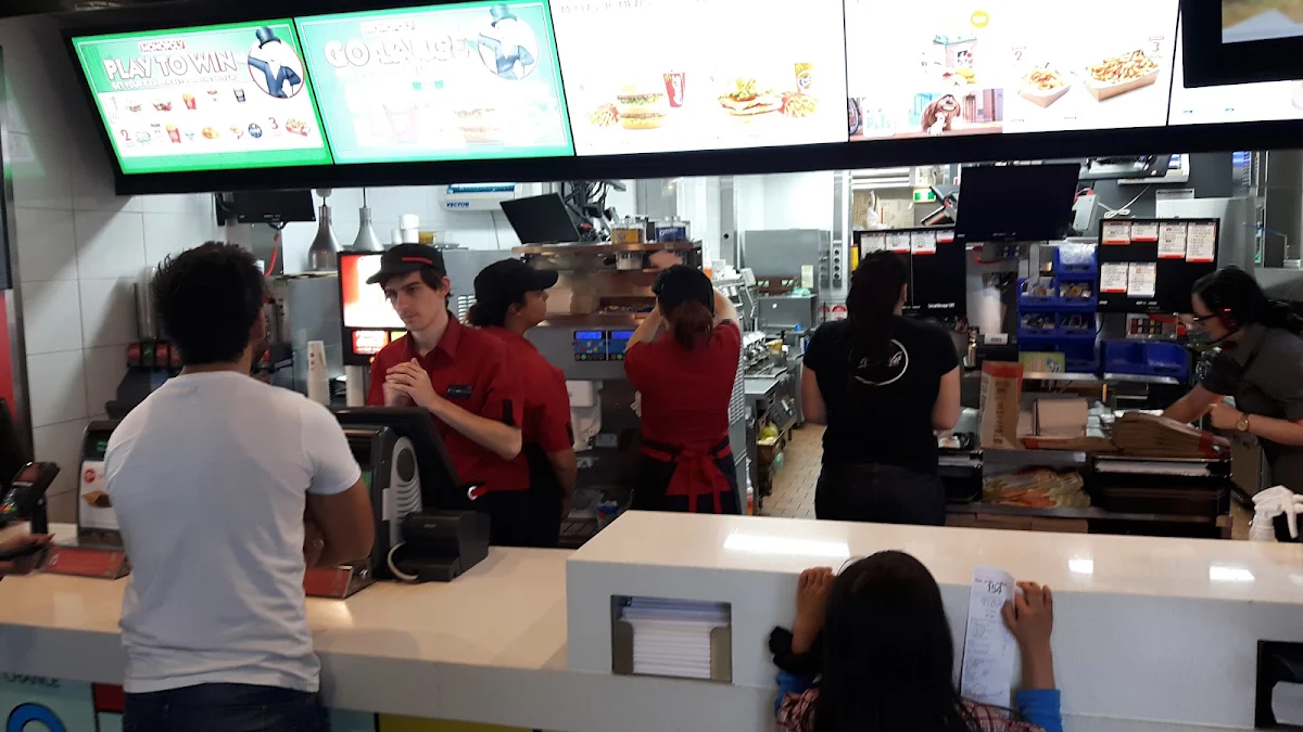 Vibe, McDonald's Oak Park
