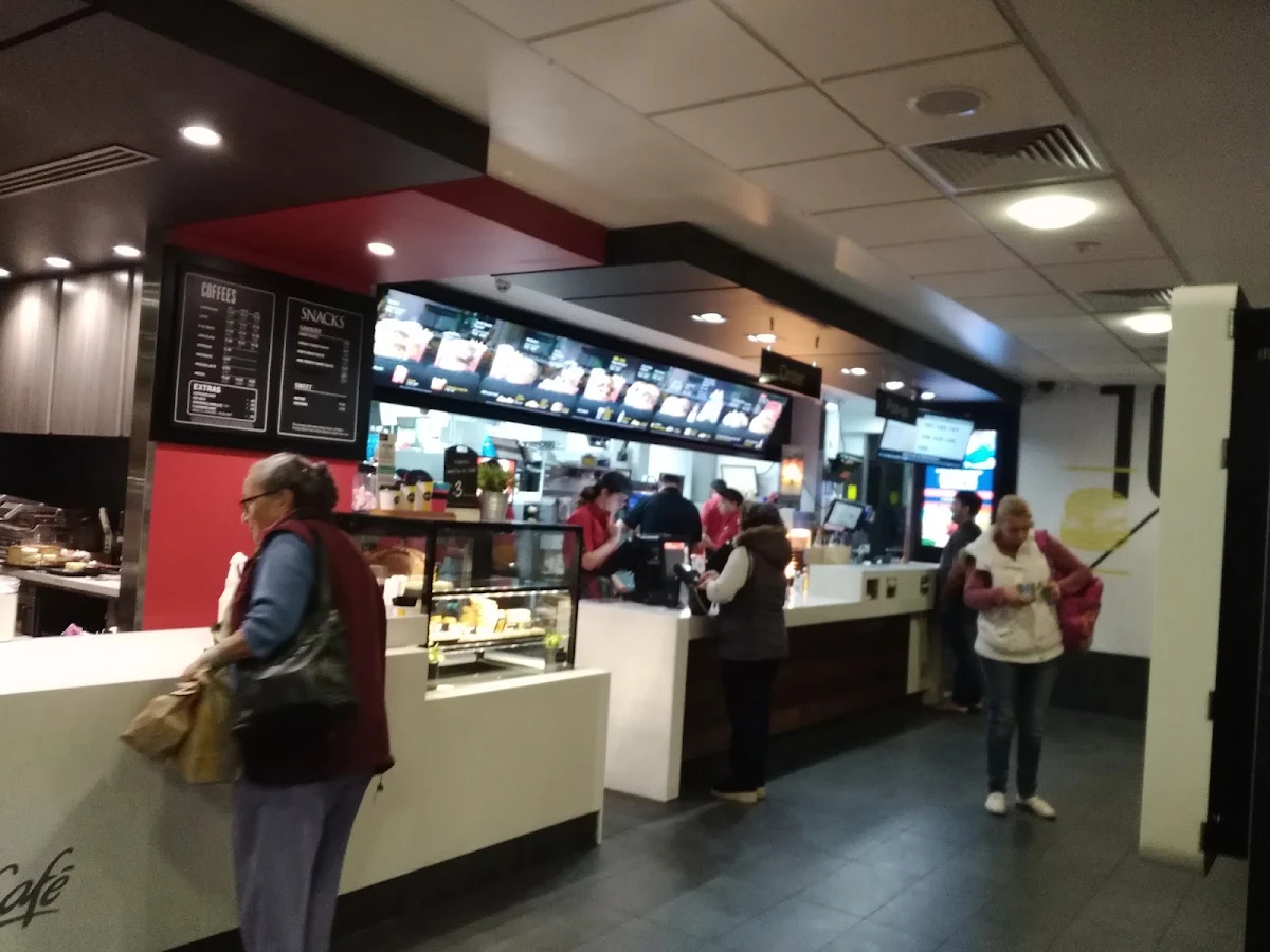 Vibe, McDonald's Oak Park