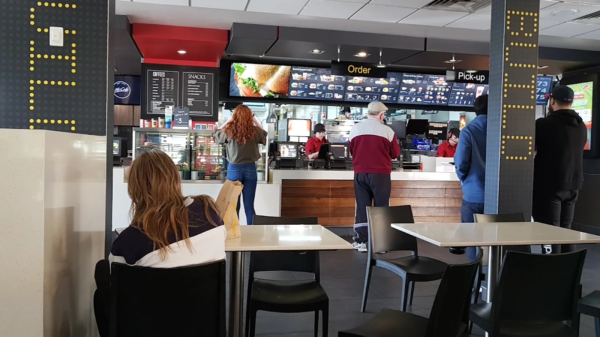 Vibe, McDonald's Oak Park