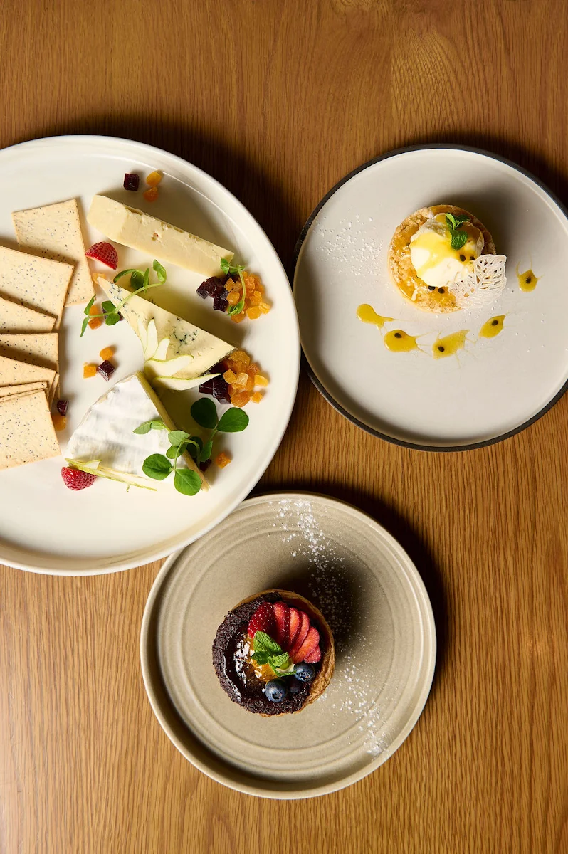 Food & drink, Platform 270