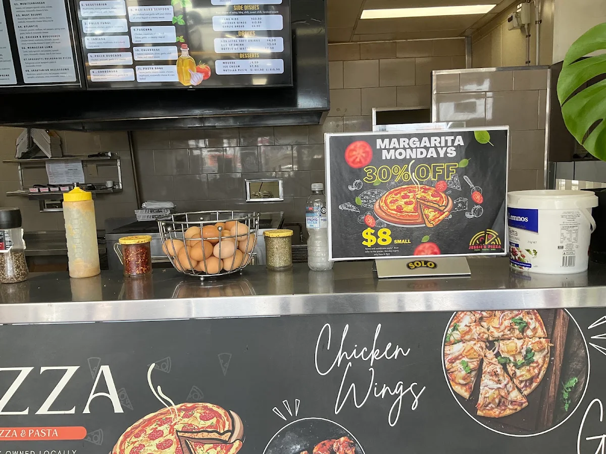 Menu, Jessie's Pizza