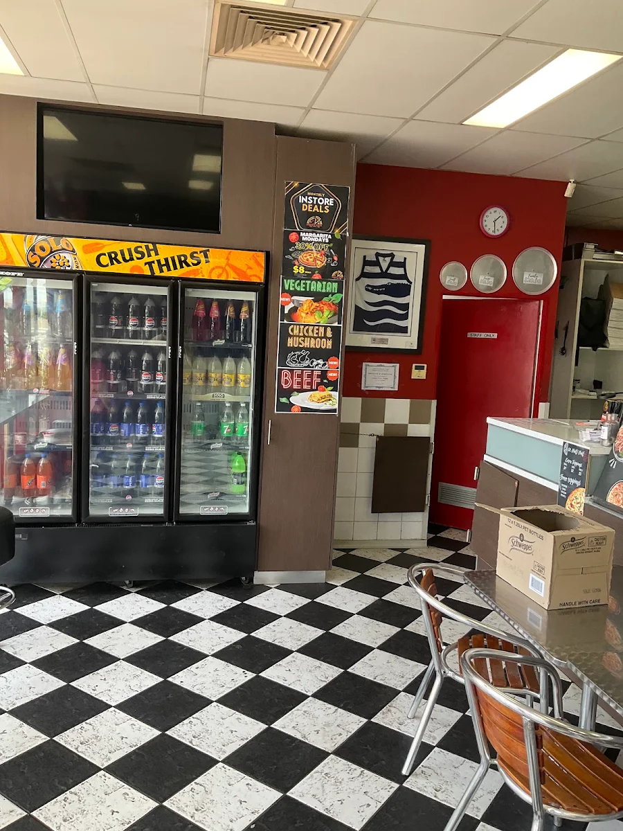 Vibe, Jessie's Pizza