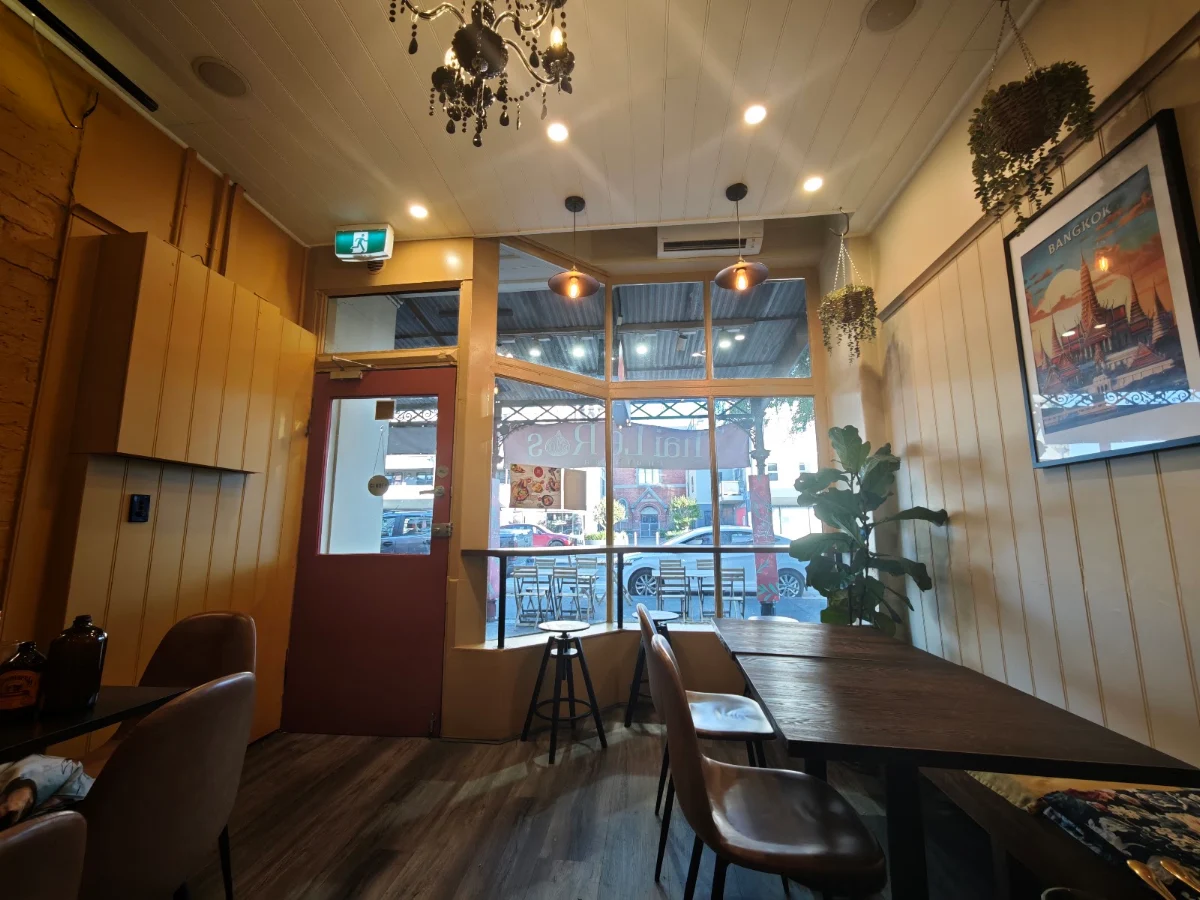 Vibe, Thai Le Ros Restaurant