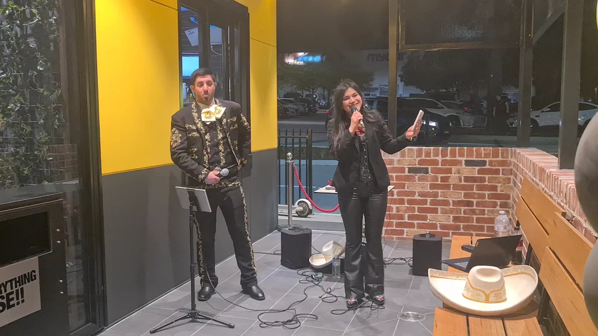 Vibe, Guzman y Gomez Mount Pleasant DT