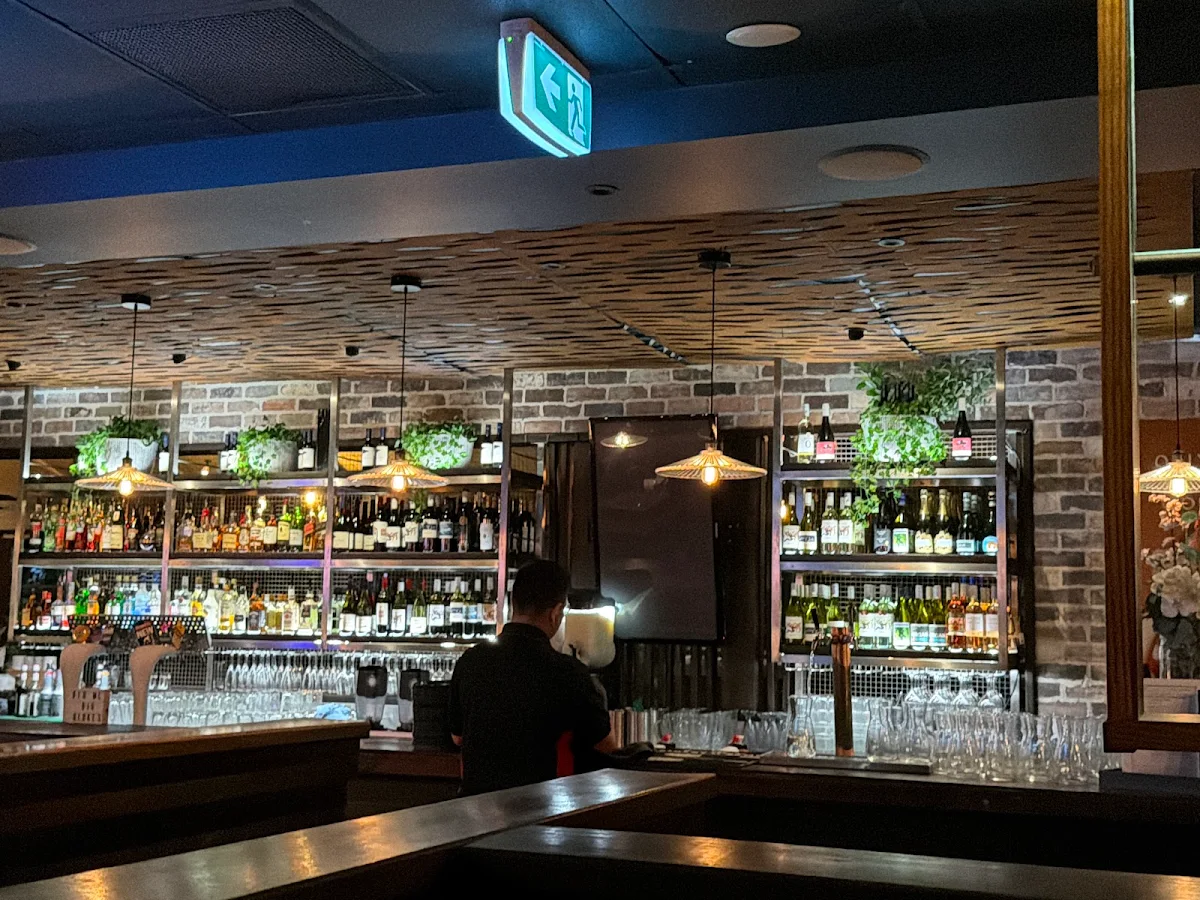 Vibe, Outback Steakhouse Aspley