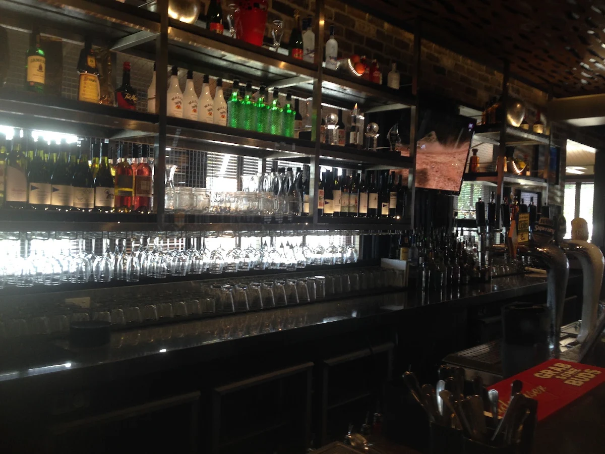Vibe, Outback Steakhouse Aspley