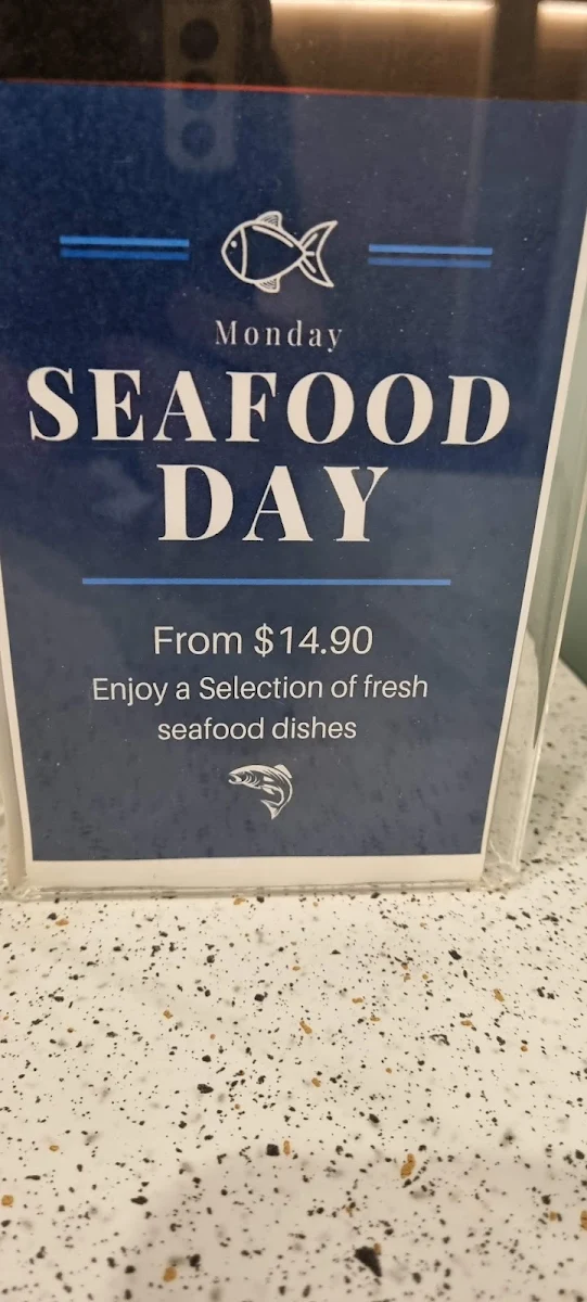 Menu, Clovercrest Hotel