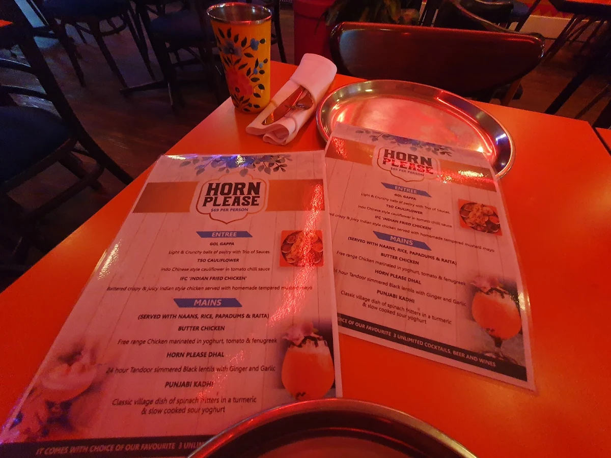 Menu, Horn Please