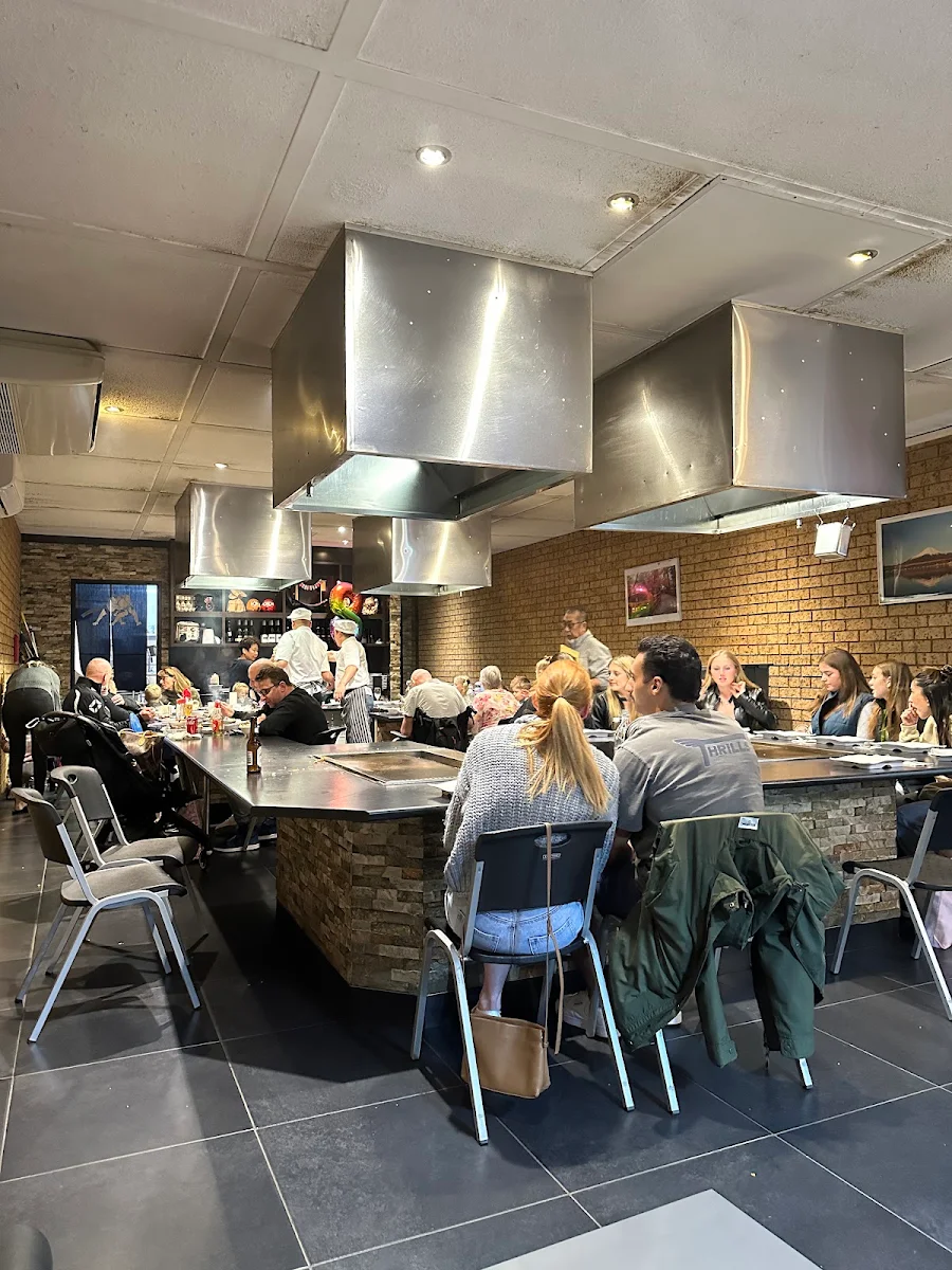 Vibe, Akita Teppanyaki