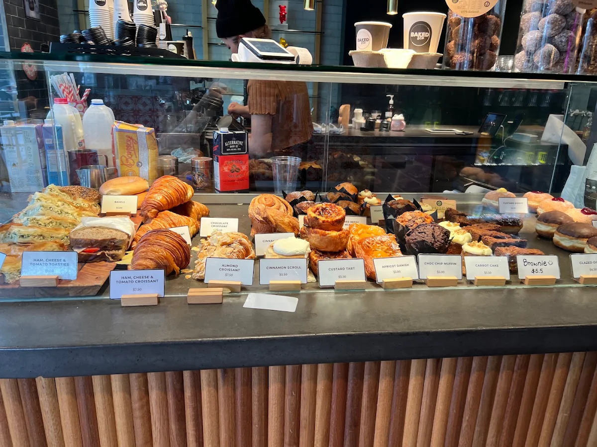 Vibe, Baked & Co.