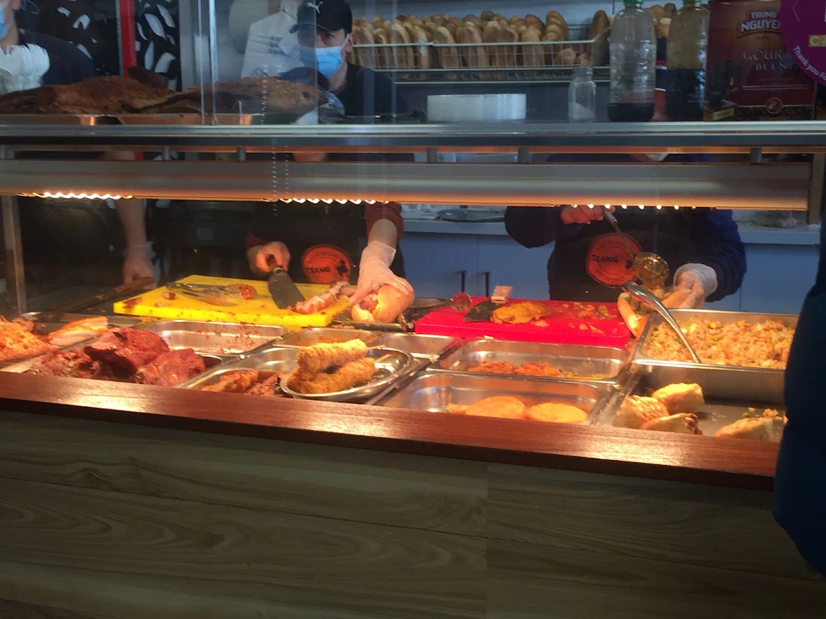Vibe, Trang Bakery & Cafe