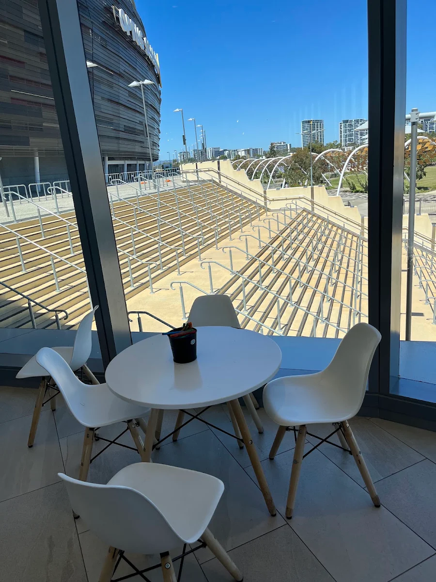 Vibe, City View Café