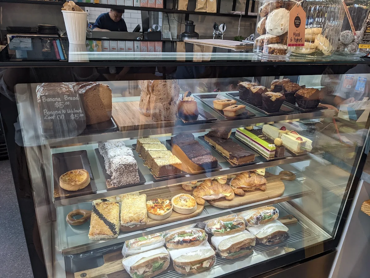 Vibe, Kiitos Cafe