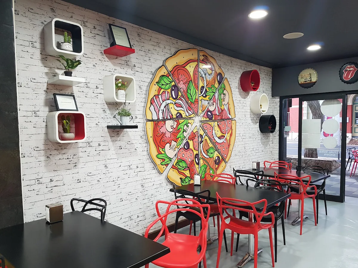 Vibe, Drooleys Pizza