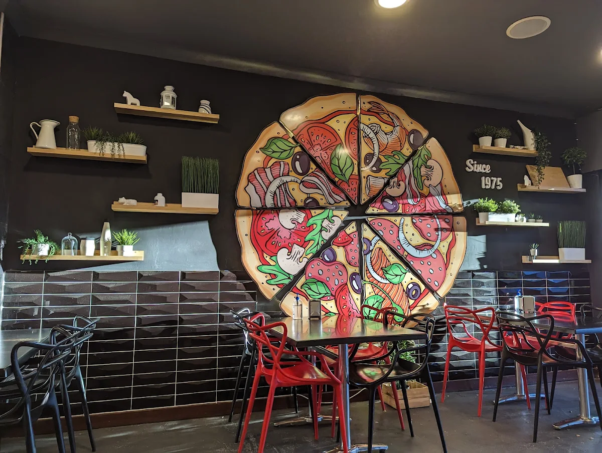 Vibe, Drooleys Pizza