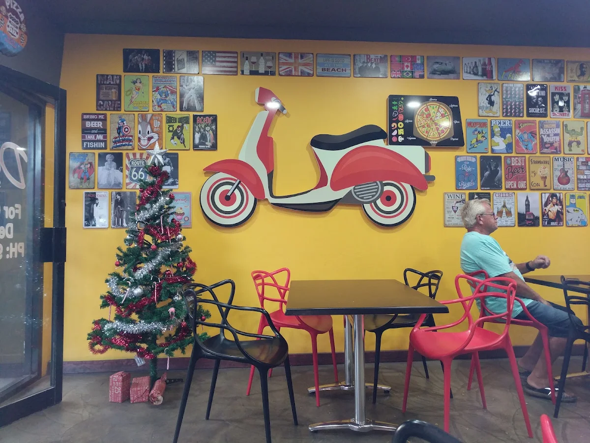 Vibe, Drooleys Pizza