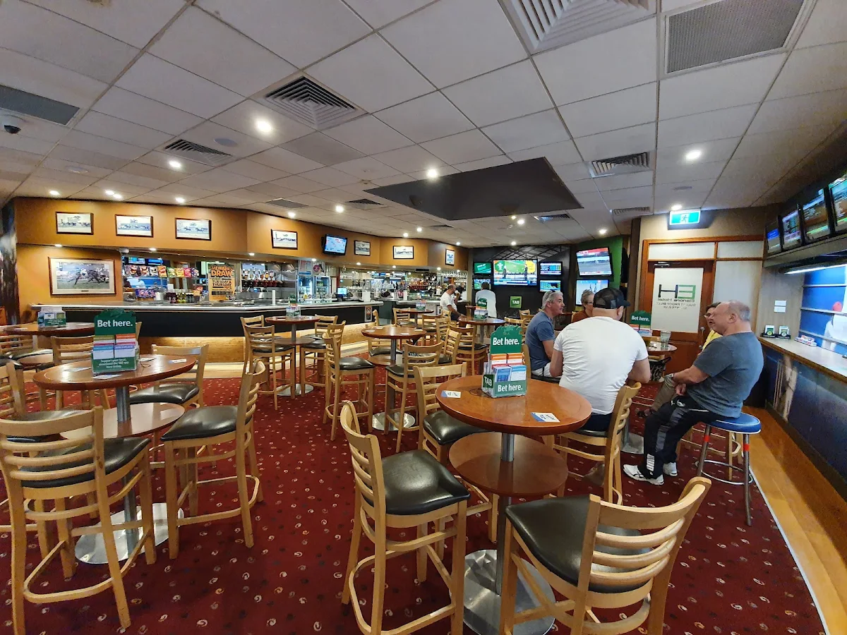 Vibe, Elanora Hotel East Gosford