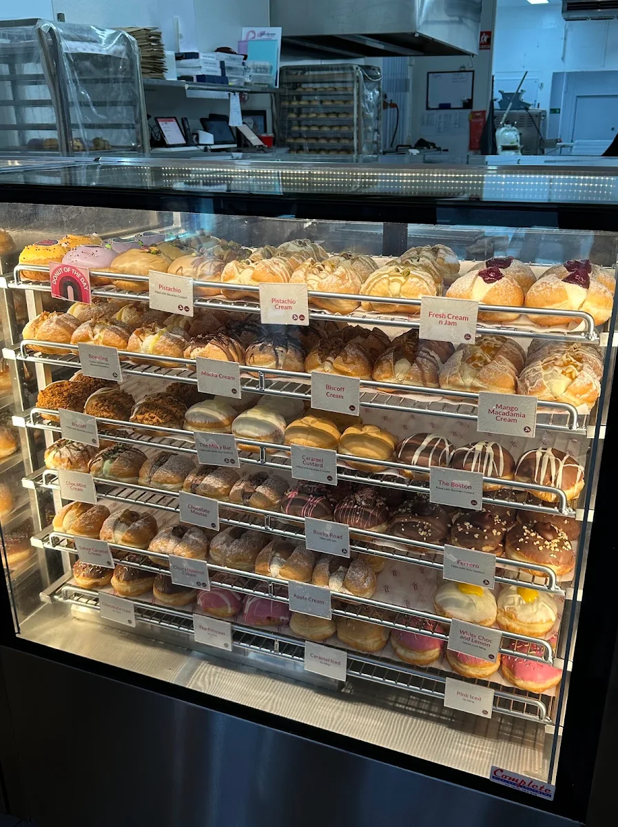 Vibe, Galactic Donuts Rockhampton