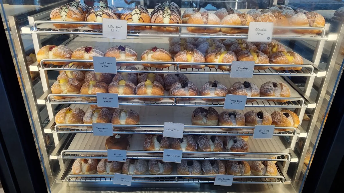 Vibe, Galactic Donuts Rockhampton