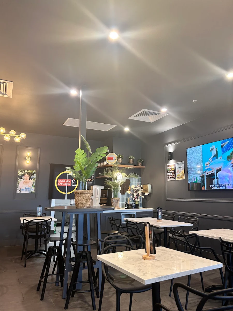 Vibe, KOCHI KOCHI (Korean Chicken &)