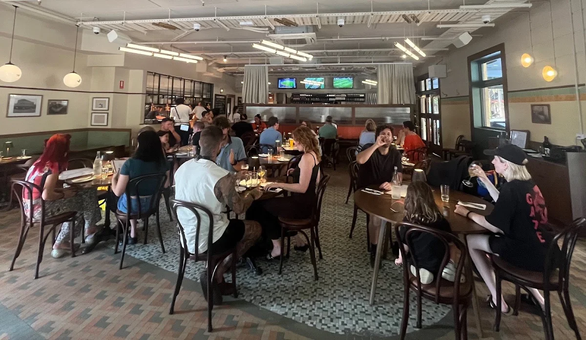Vibe, The Kurrajong Hotel - Pub & Dining