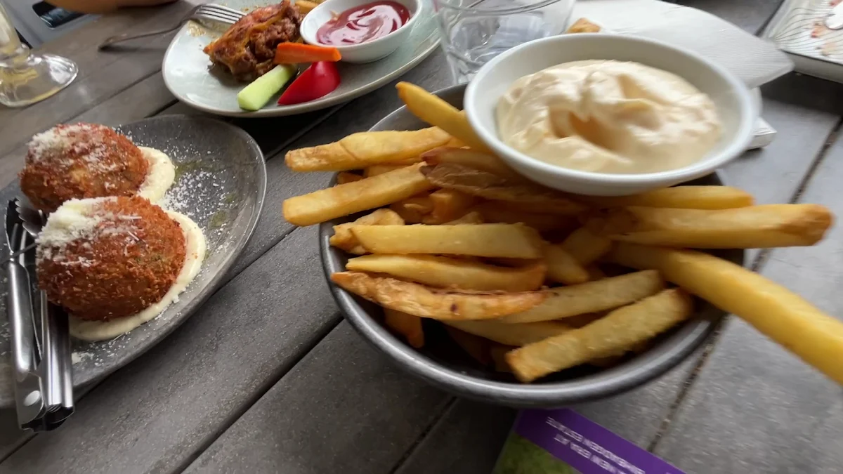 Food & drink, The Deck Cafe Lovedale
