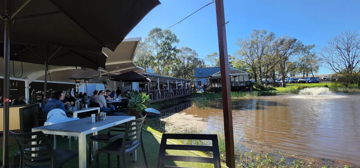Vibe, The Deck Cafe Lovedale