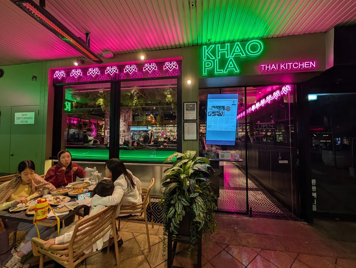 Vibe, Khao Pla