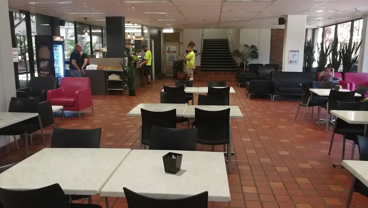 Vibe, Little Pickle Cafe