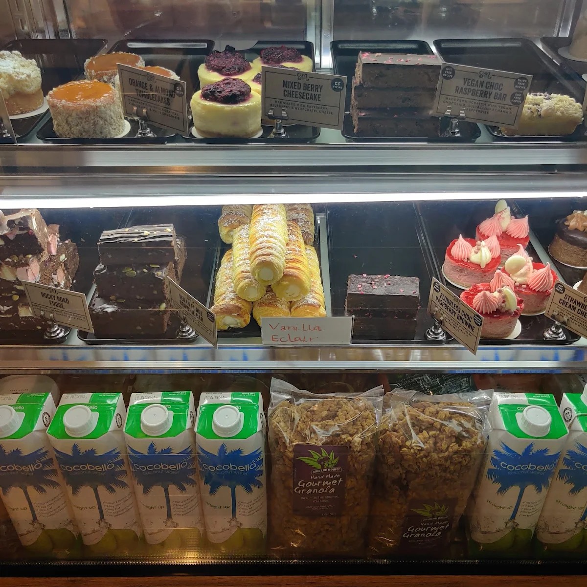 Vibe, BUBBLY BEANS CAFE MIDDLE EASTERN GROCERY STORE CHELSEA