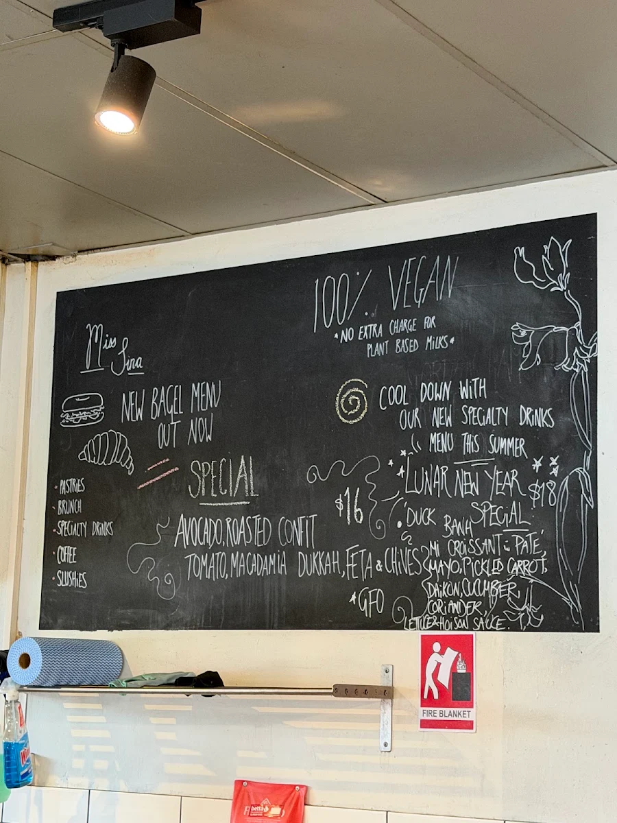 Menu, Miss Sina