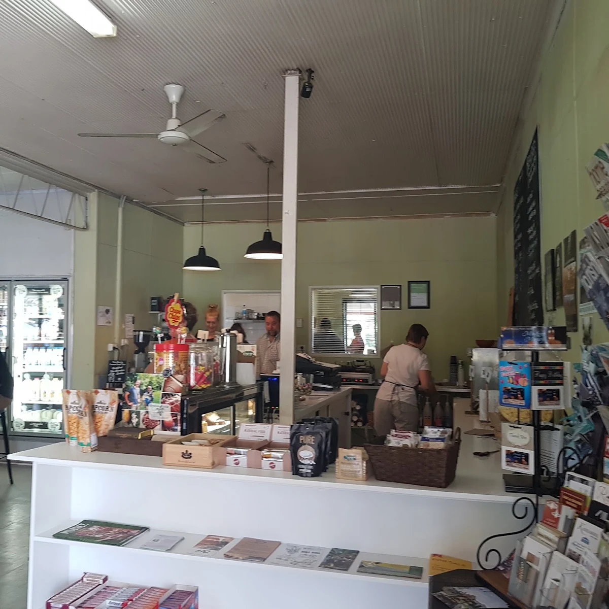 Vibe, Mudgee Corner Store