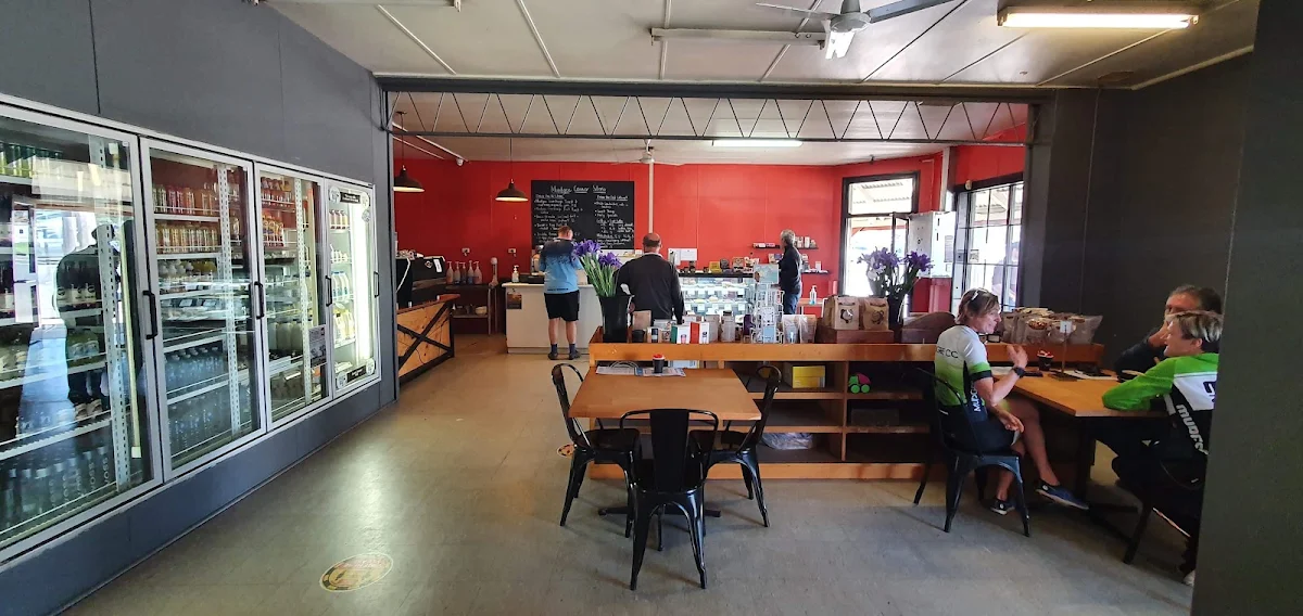 Vibe, Mudgee Corner Store