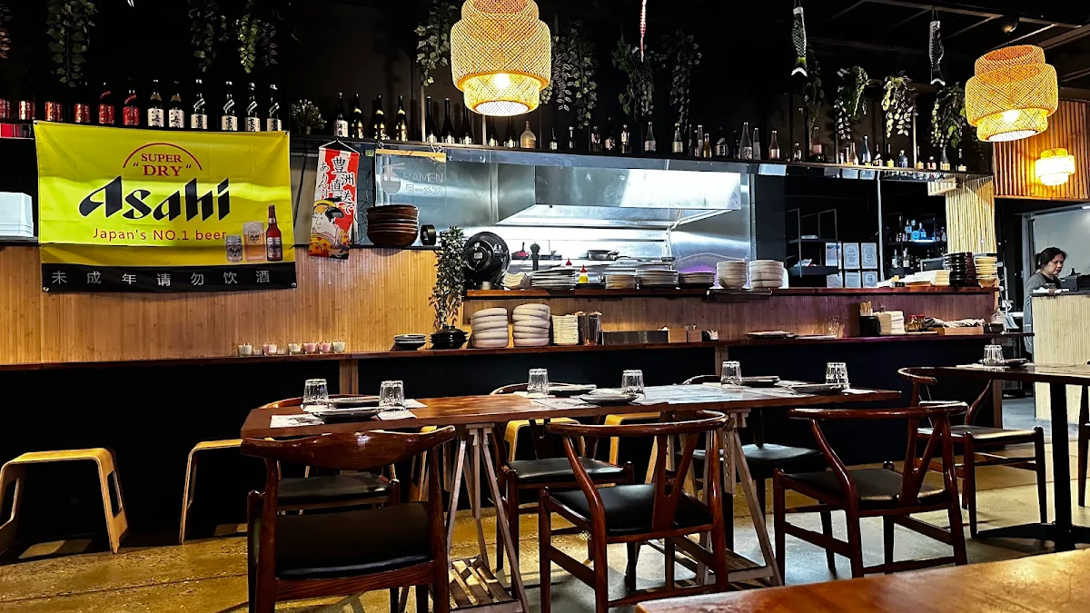 Vibe, Momoko Southport
